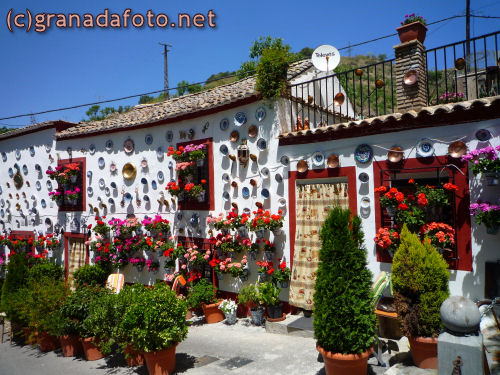 Flower Adorned house in the Sacromonte